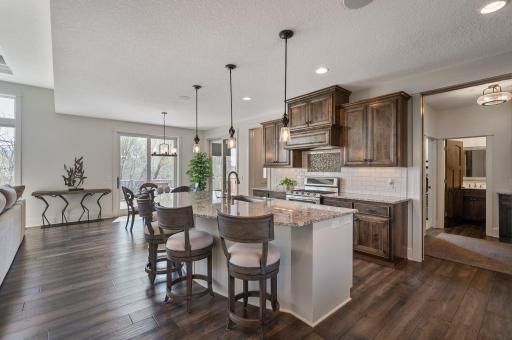 34 Crescent Lane, North Oaks, MN 55127