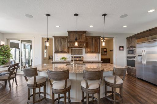 34 Crescent Lane, North Oaks, MN 55127
