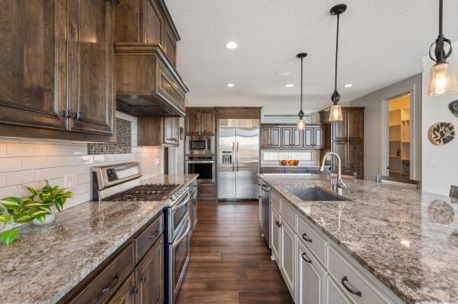 34 Crescent Lane, North Oaks, MN 55127