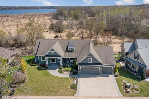 34 Crescent Lane, North Oaks, MN 55127