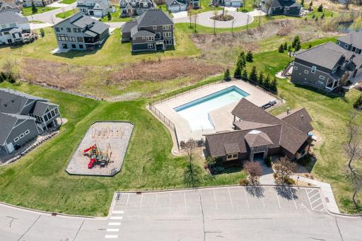 34 Crescent Lane, North Oaks, MN 55127