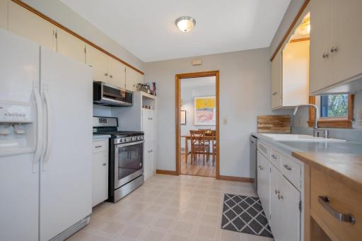 6912 Toledo Avenue N, Minneapolis, MN 55429