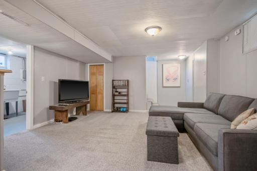 6912 Toledo Avenue N, Minneapolis, MN 55429