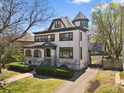 710 Summit Avenue, 4, Saint Paul, MN 55105