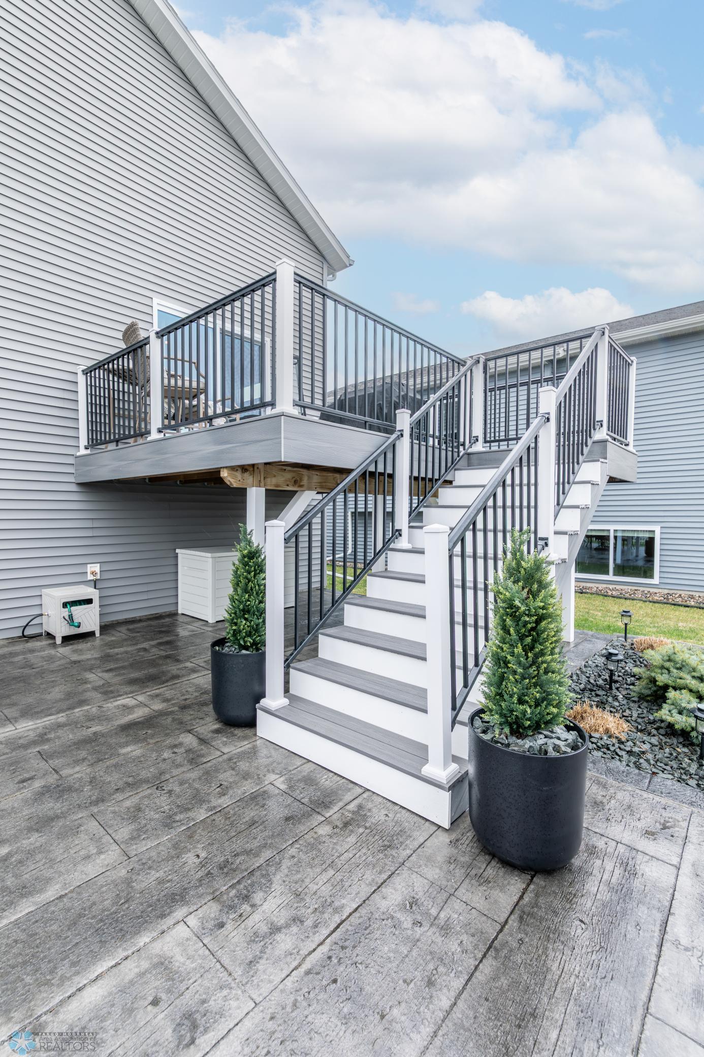 No-Maintenance Deck