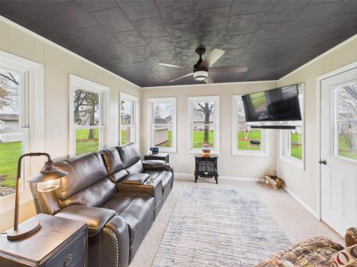 322 8th Street SE, Freeport, MN 56331