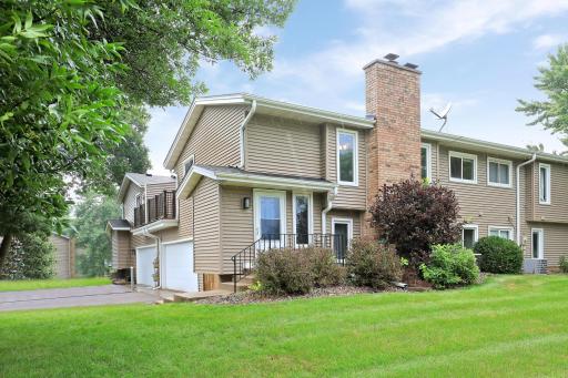 16111 Flagstaff Court N, Rosemount, MN 55068