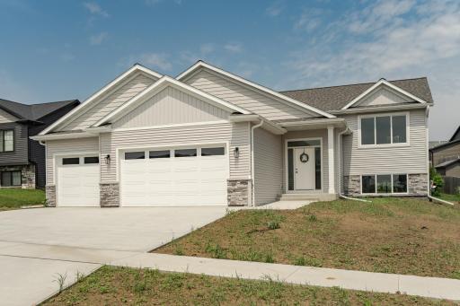 1812 Brandt Drive NE, Byron, MN 55920