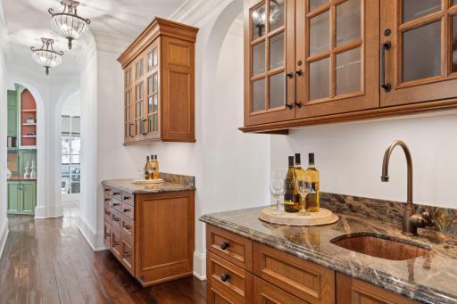 ...Storage and beverage options