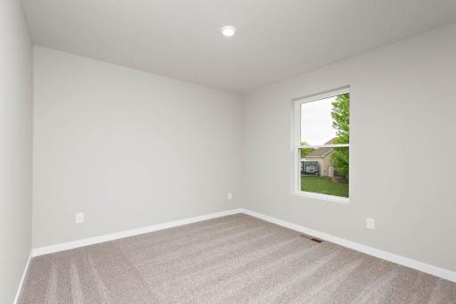 689 Aspen Lane, Montrose, MN 55363