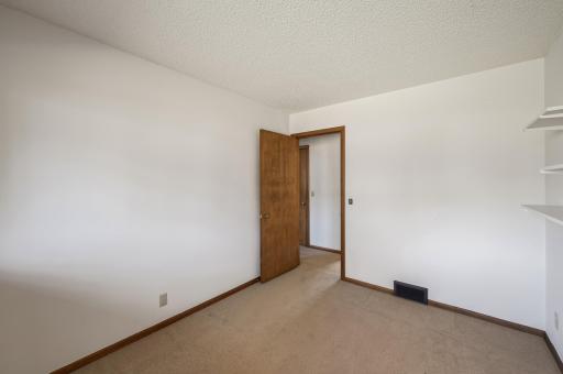 2709 W Armour Terrace, Minneapolis, MN 55418