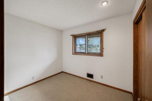 2709 W Armour Terrace, Minneapolis, MN 55418