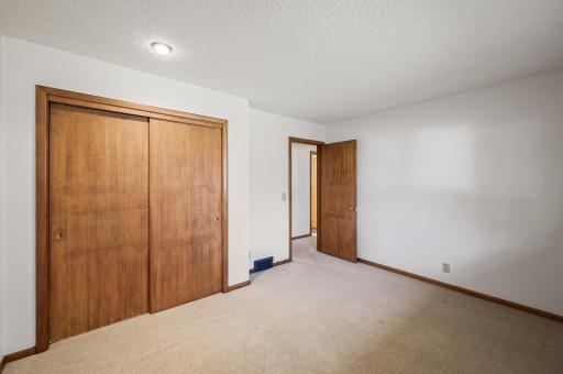 2709 W Armour Terrace, Minneapolis, MN 55418