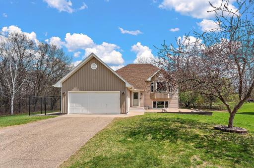 24271 Amazon Street NE, Stacy, MN 55079