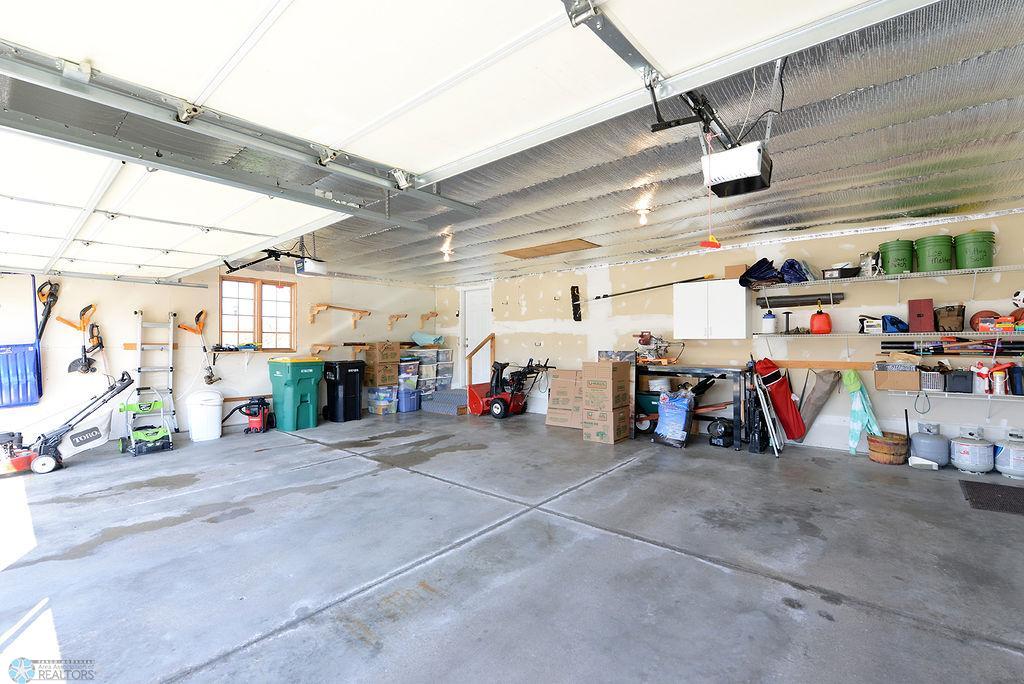 3 stall garage