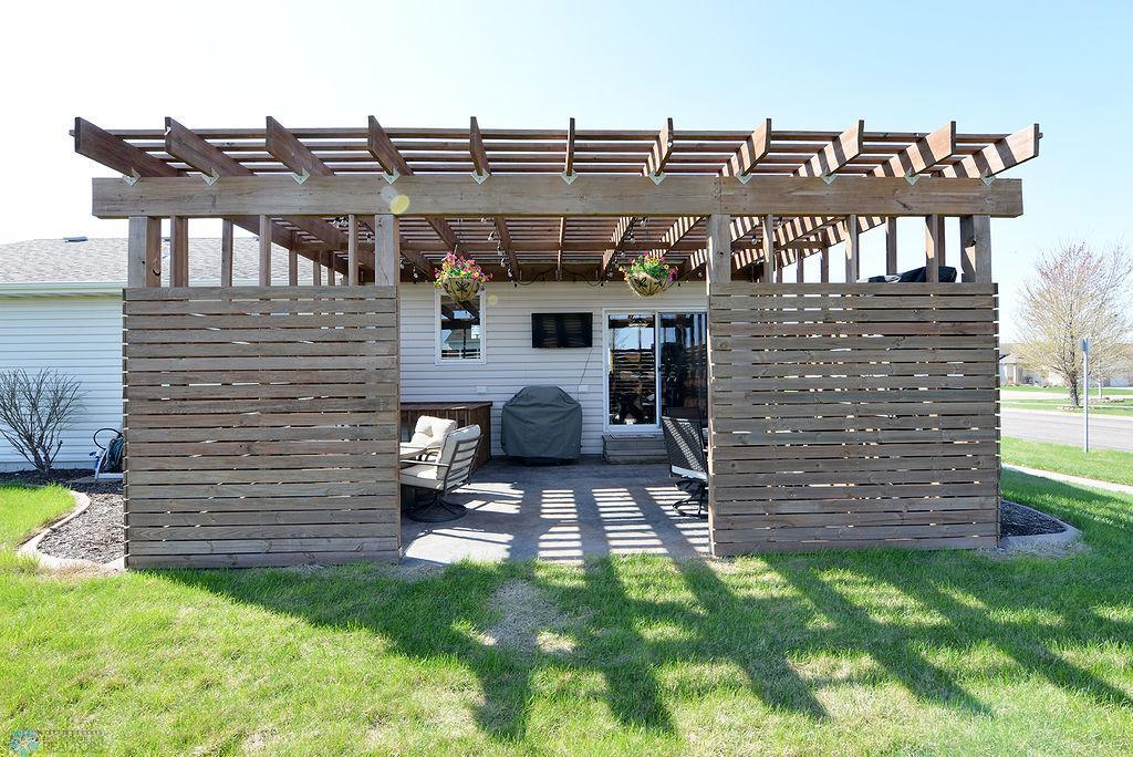 Stamped concrete patio with pergola