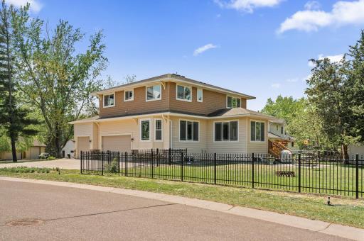 2895 Thunder Bay Court, Saint Paul, MN 55117