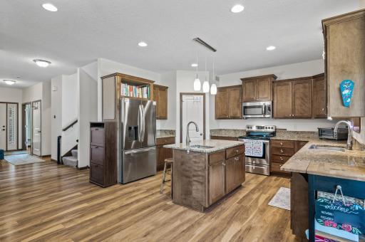 2895 Thunder Bay Court, Saint Paul, MN 55117