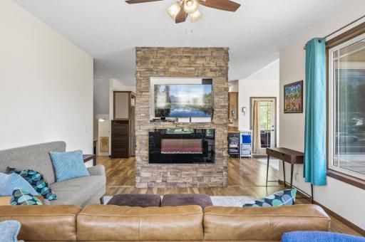 2895 Thunder Bay Court, Saint Paul, MN 55117