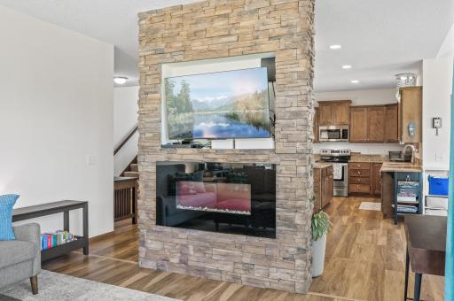 2895 Thunder Bay Court, Saint Paul, MN 55117
