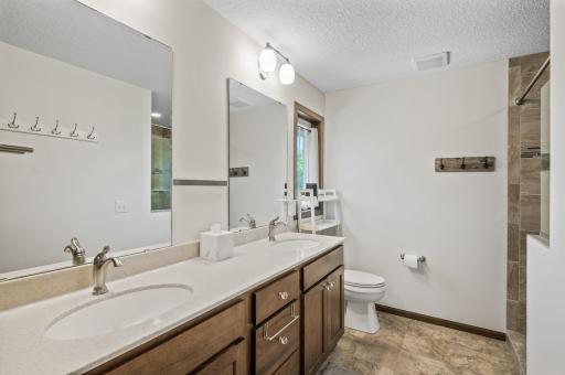 2895 Thunder Bay Court, Saint Paul, MN 55117