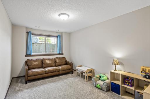 2895 Thunder Bay Court, Saint Paul, MN 55117