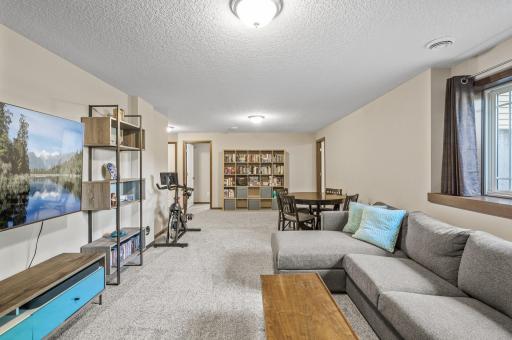 2895 Thunder Bay Court, Saint Paul, MN 55117