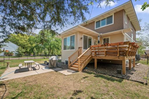 2895 Thunder Bay Court, Saint Paul, MN 55117