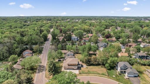 2895 Thunder Bay Court, Saint Paul, MN 55117