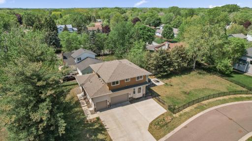 2895 Thunder Bay Court, Saint Paul, MN 55117