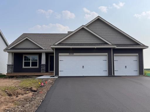 9899 89th Street S, Cottage Grove, MN 55016