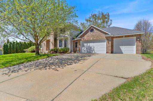 3088 Canyon Road, Chaska, MN 55318