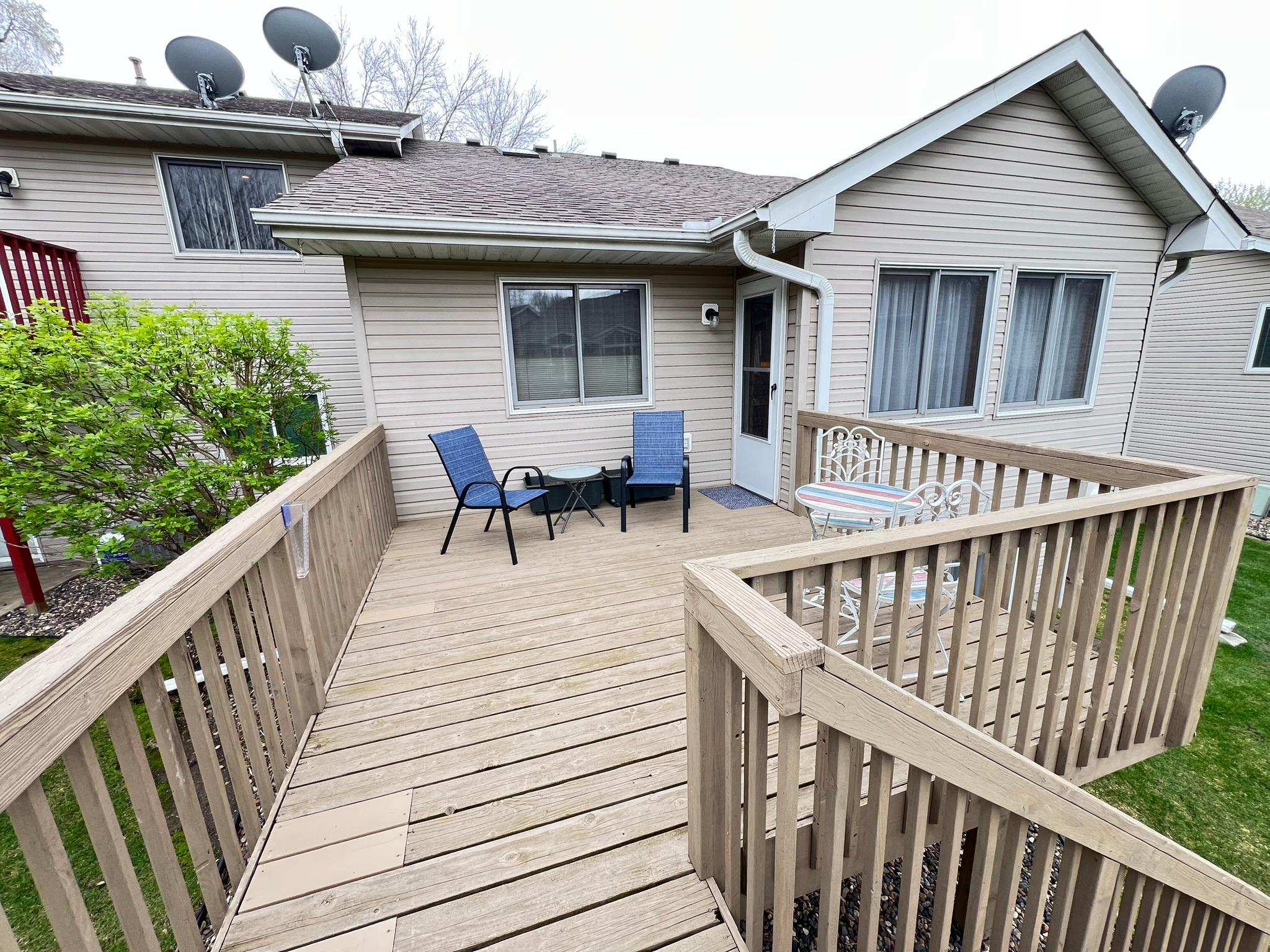 Nice sized deck