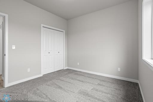 216 Laverne Lane, Colfax, ND 58018