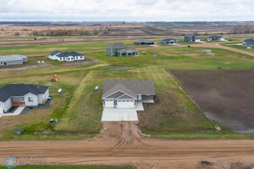 216 Laverne Lane, Colfax, ND 58018