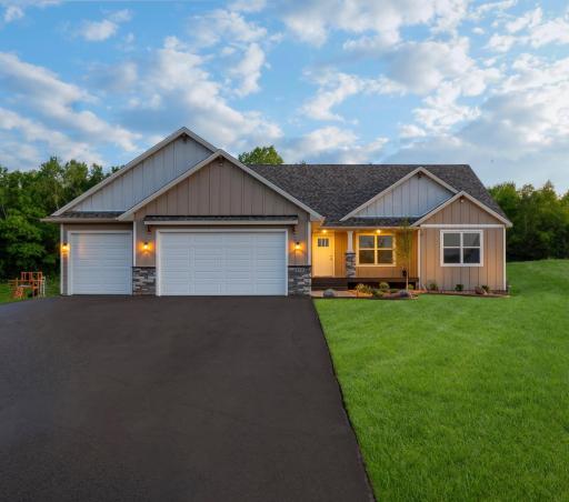 372 Moelter Lane, Hudson, WI 54016