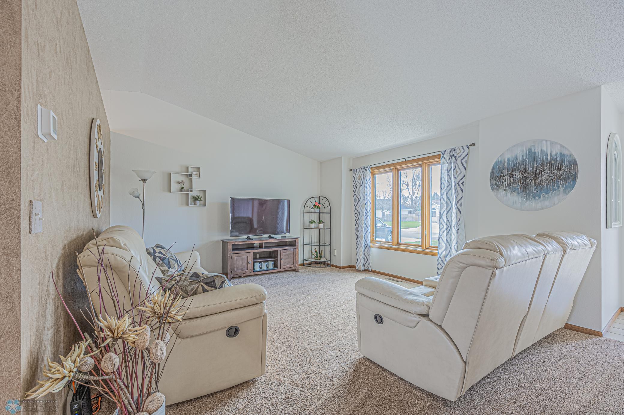 Vaulted Ceilings Opens It Up