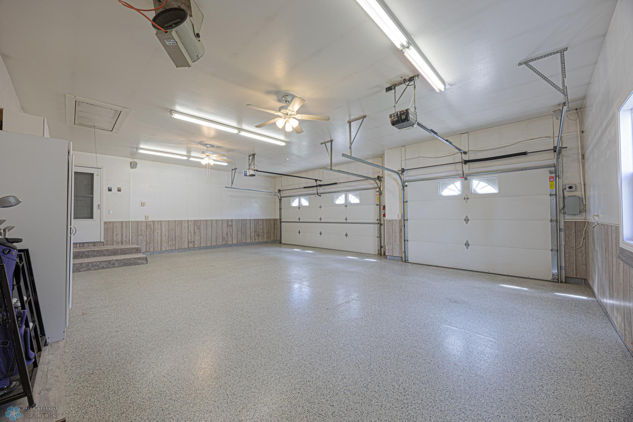 Incredible Heated Garage w Epoxy Floor
