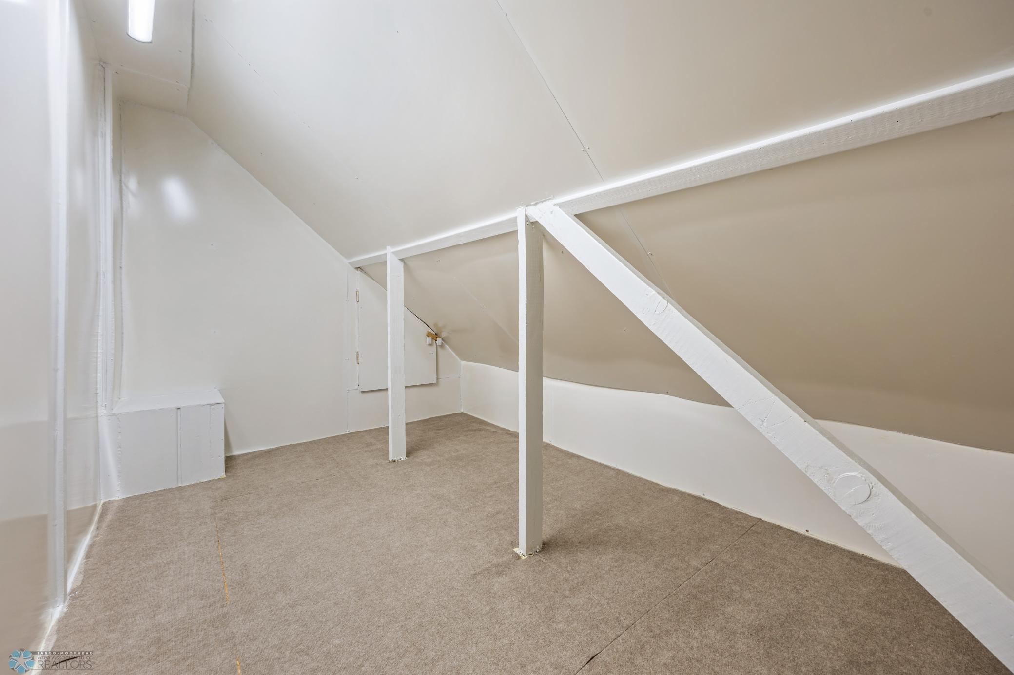 w/in storage in loft