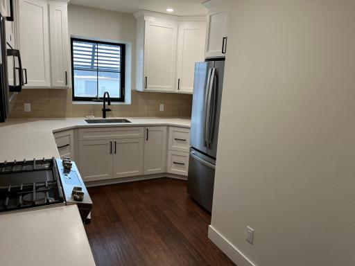 114 2nd Street SE, Hallock, MN 56728