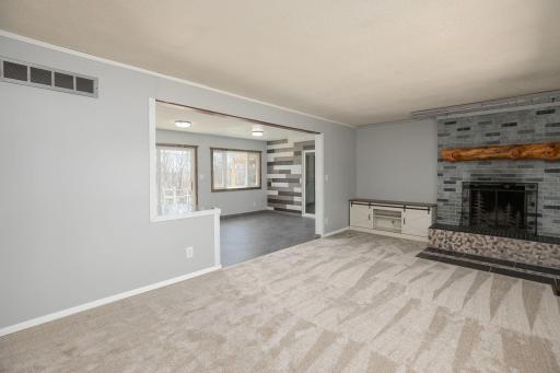 56325 220th Street, Austin, MN 55912