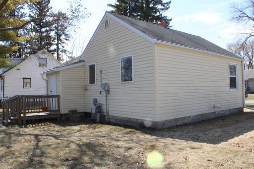 712 Kendall Avenue S, Thief River Falls, MN 56701