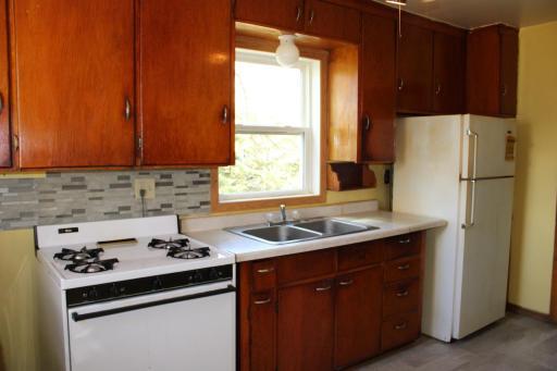 712 Kendall Avenue S, Thief River Falls, MN 56701