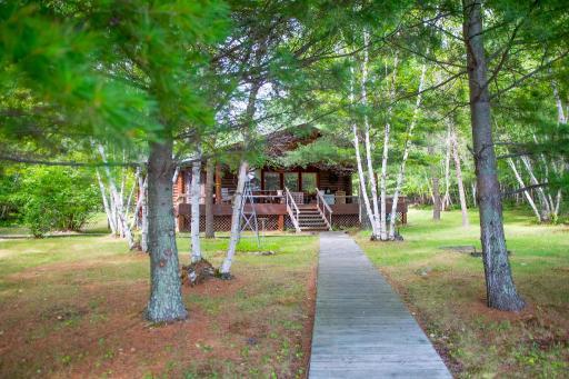 2220 Redcrest Island, International Falls, MN 56649