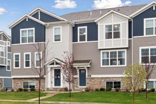 6682 Wildflower Way, Excelsior, MN 55331