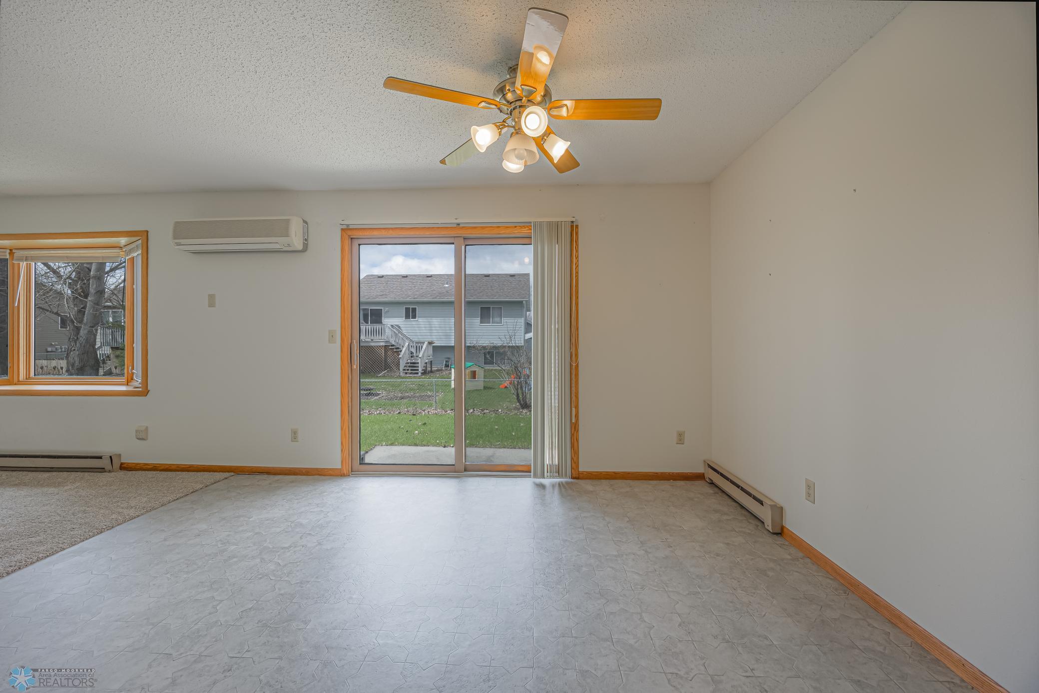Patio Door to Back Yard