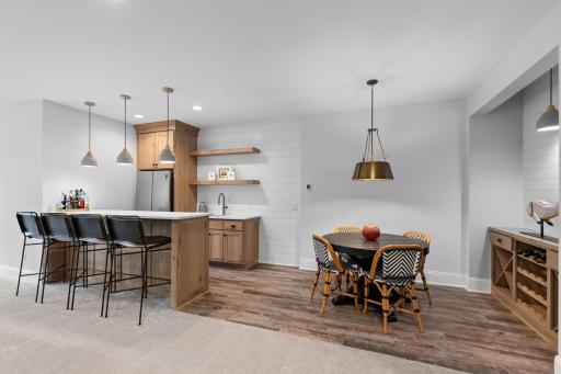 6480 Hawks Pointe Lane, Victoria, MN 55331
