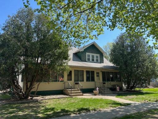 612 W Redwood Street, Marshall, MN 56258