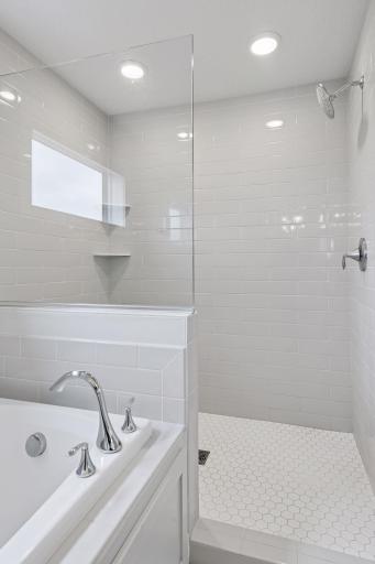 5175 Yellowstone Lane N, Plymouth, MN 55446