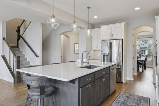 5175 Yellowstone Lane N, Plymouth, MN 55446